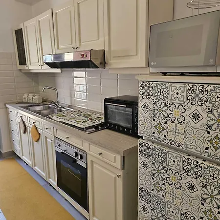 Appartamento Prestigioso, Ristrutturato, 3 Balconi Апартаменты *