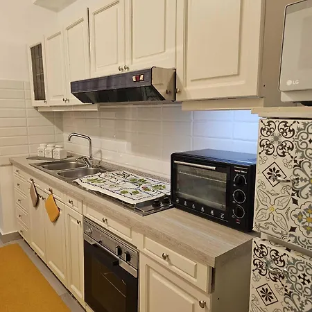 Appartamento Prestigioso, Ristrutturato, 3 Balconi *