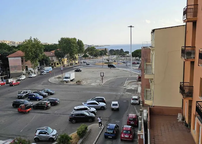 Prestigioso, Ristrutturato, 3 Balconi * Reggio Calabria